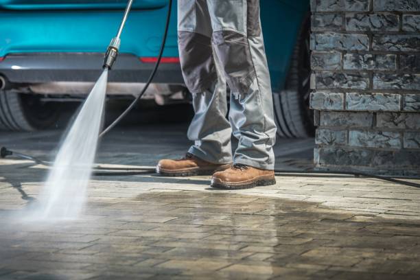 Best Sign and Awning Cleaning  in Richgrove, CA